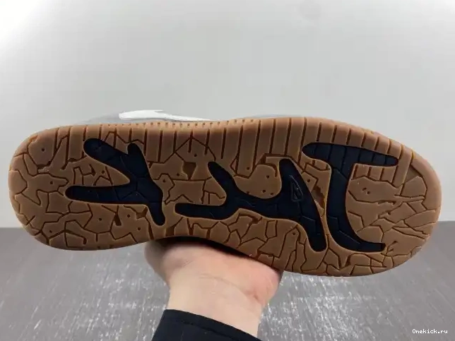 One Kick THE SCOTT X TRAVIS CHECK CUT JORDAN FZ8117-001 0531